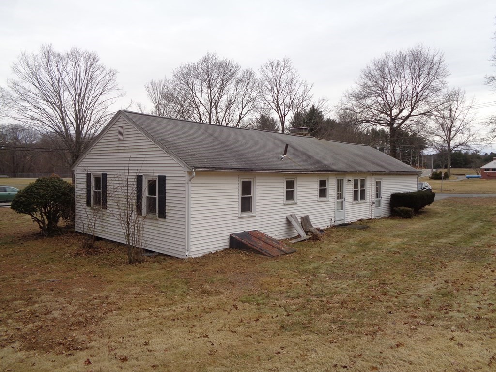 67 Upton Road Westborough, MA 01581 - Photo 4 of 13 Gallery Image 4