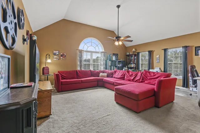 $924,900 | 1103 Johnny Spears Road, Westmoreland, TN 37186