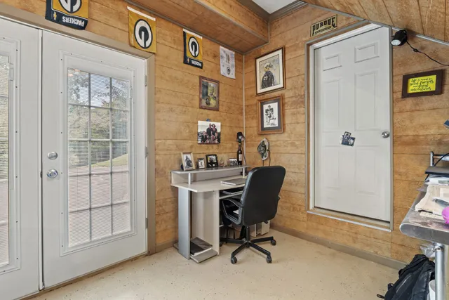 $924,900 | 1103 Johnny Spears Road, Westmoreland, TN 37186