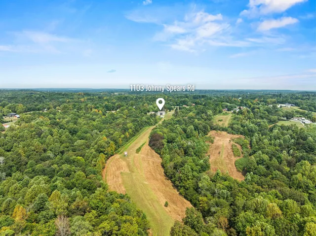 $924,900 | 1103 Johnny Spears Road, Westmoreland, TN 37186