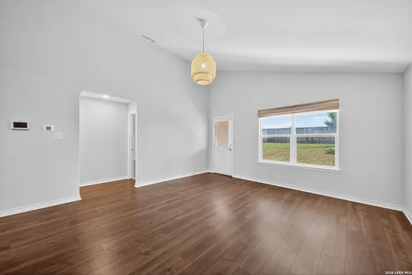 $2,250 | 4618 Chalk Flats, San Antonio, TX 78253