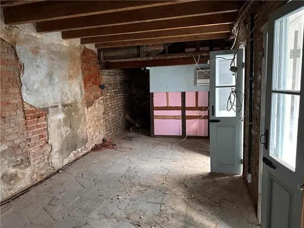 $95,000 | 1418 Chartres Street, Unit G, New Orleans, LA 70116