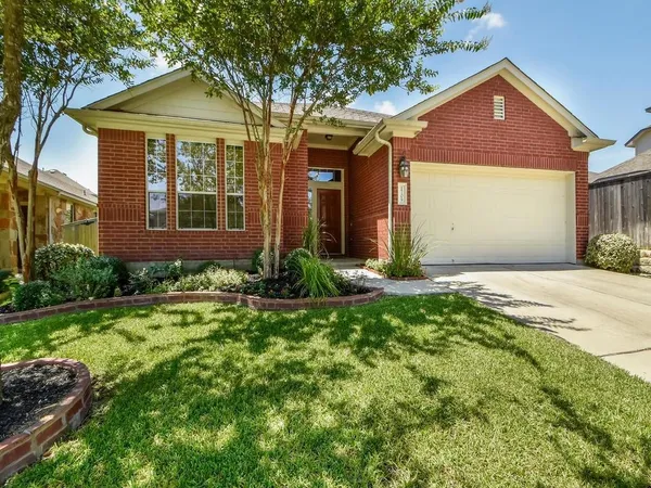 $2,350 | 1709 Greenside Trail, Round Rock, TX 78665