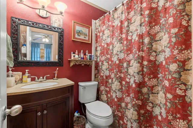 $350,000 | 11505 U.S. Highway 190, Livingston, TX 77351