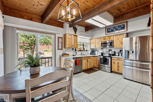 $350,000 | 11505 U.S. Highway 190, Livingston, TX 77351