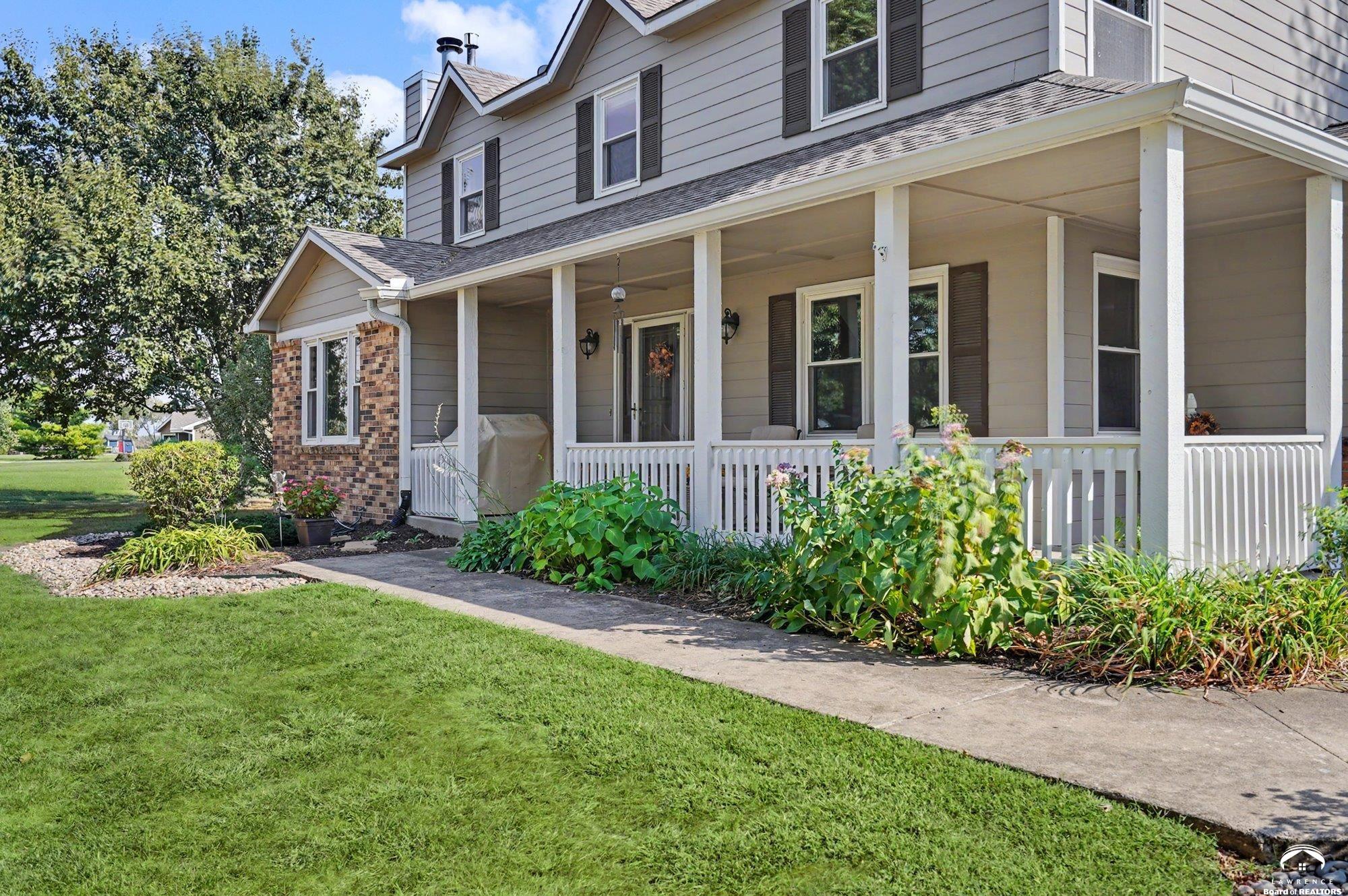 2265 North 1137th Road Eudora, KS 66025 - Photo 3 of 55 Gallery Image 3