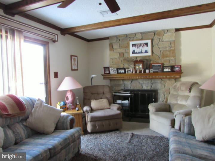 132 Grandview Road Springfield, PA 19064 - Photo 11 of 20 Family Room