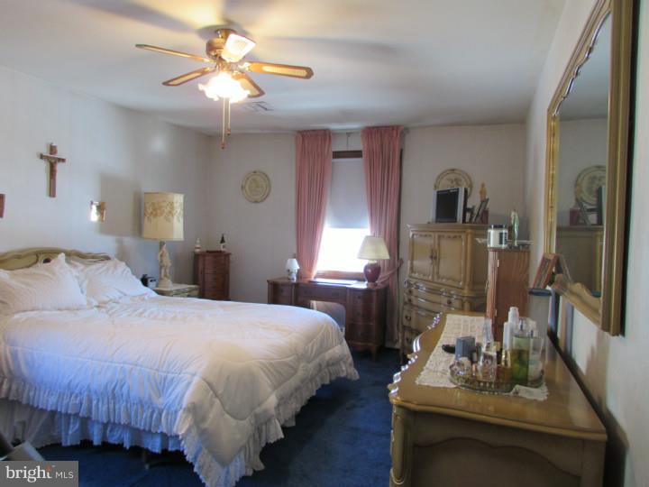 132 Grandview Road Springfield, PA 19064 - Photo 13 of 20 Bedroom - Main