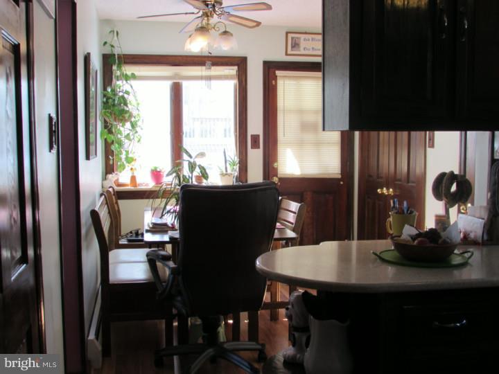 132 Grandview Road Springfield, PA 19064 - Photo 7 of 20 Kitchen
