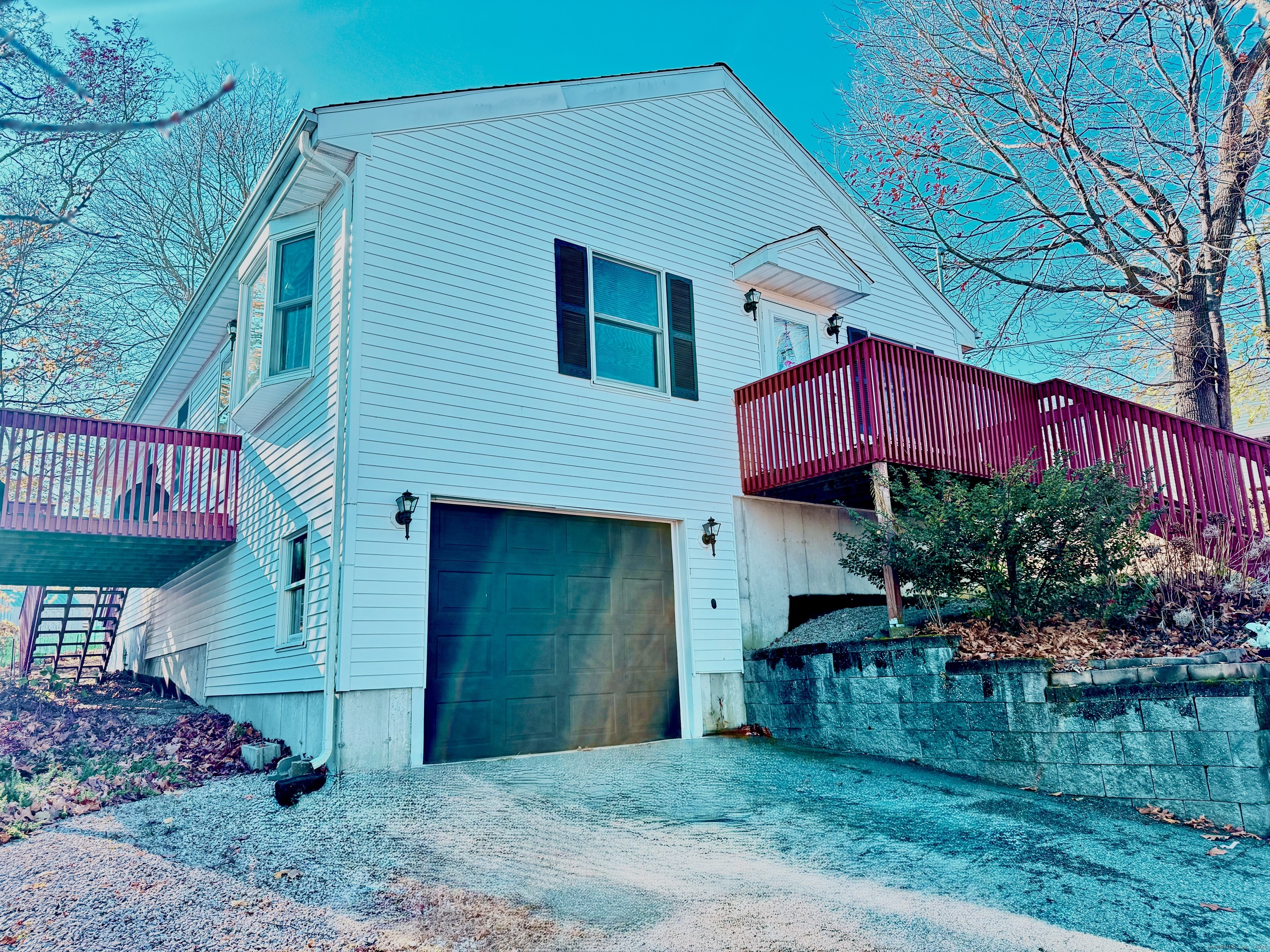 39 Richards Grove Road Waterford, CT 06375 - Photo 1 of 1 Gallery Image 1