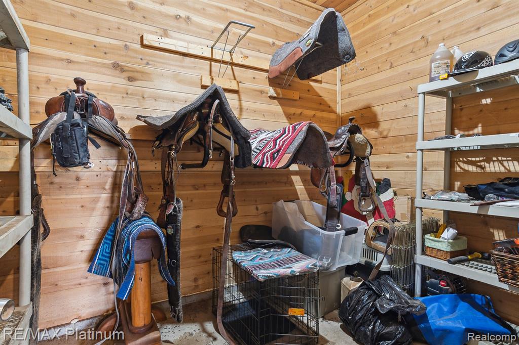 3304 Outback Trail Pinckney, MI 48169 - Photo 37 of 50