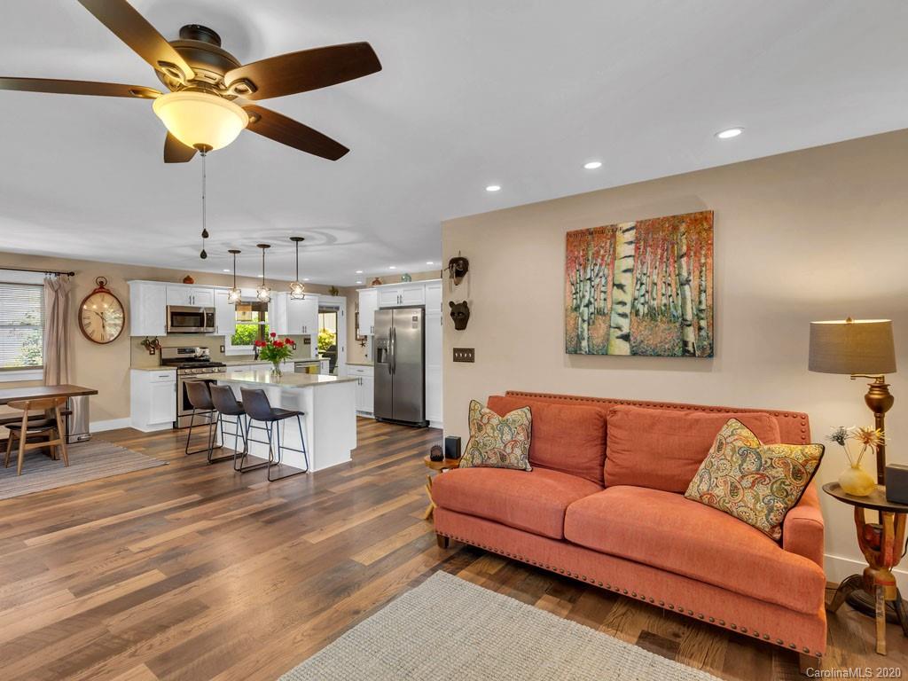 320 Turnpike Road Brevard, NC 28712 - Photo 12 of 36 Gallery Image 12