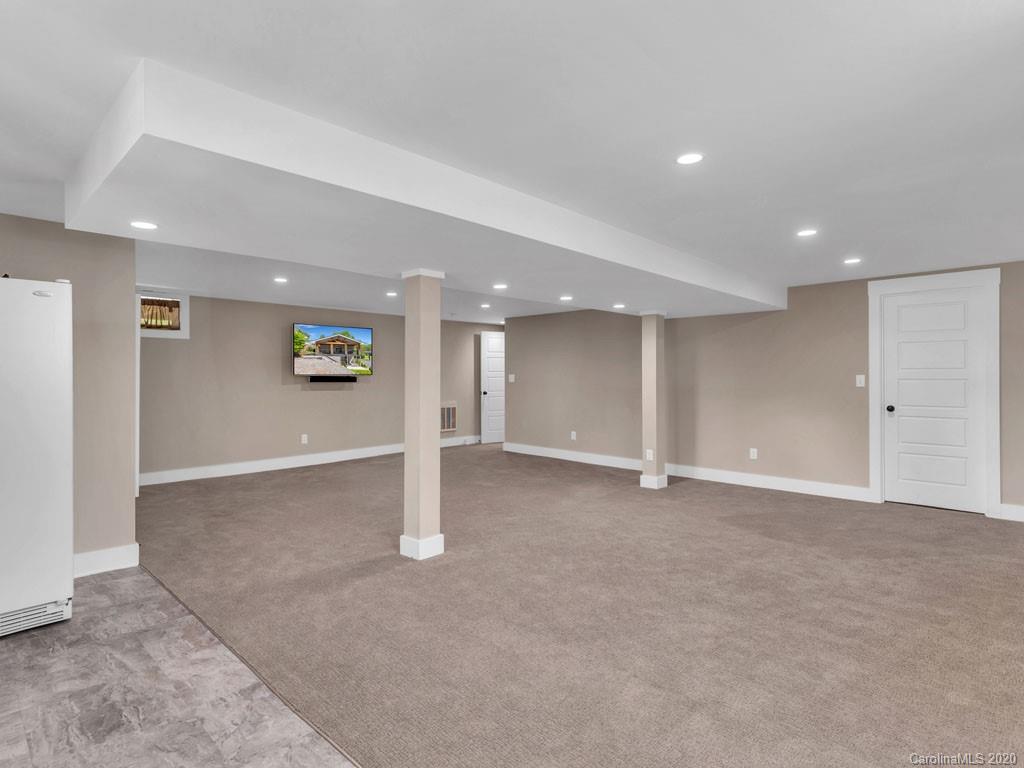 320 Turnpike Road Brevard, NC 28712 - Photo 34 of 36 Gallery Image 34