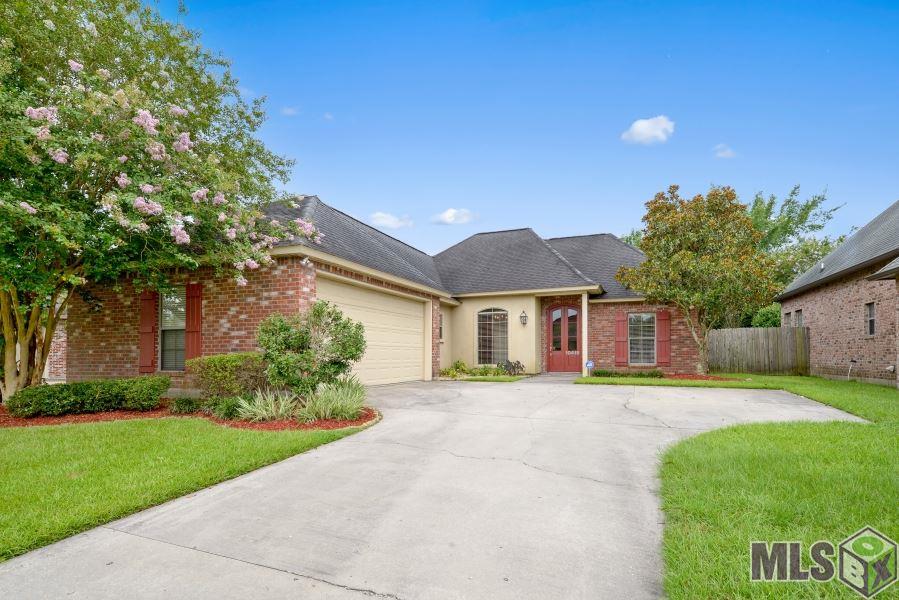 10418 Springvalley Avenue Baton Rouge, LA 70810 - Photo 1 of 14 Gallery Image 1