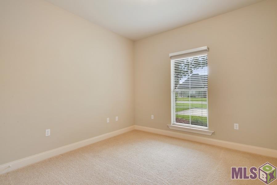10418 Springvalley Avenue Baton Rouge, LA 70810 - Photo 8 of 14 Gallery Image 8