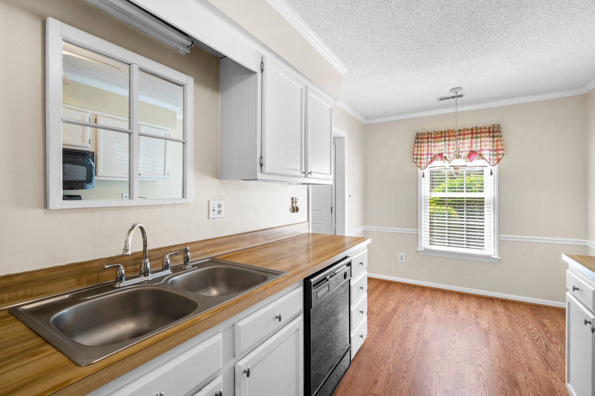 214 Wetherburn Lane Raleigh, NC 27615 - Photo 15 of 31 Photo 15