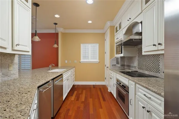 $1,550 | 800 Sunset Drive, Unit C26, McAllen, TX 78503