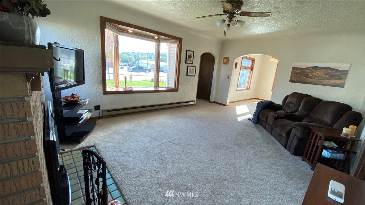 321 Tigner Road Cashmere, WA 98815 - Photo 5 of 30 Gallery Image 5