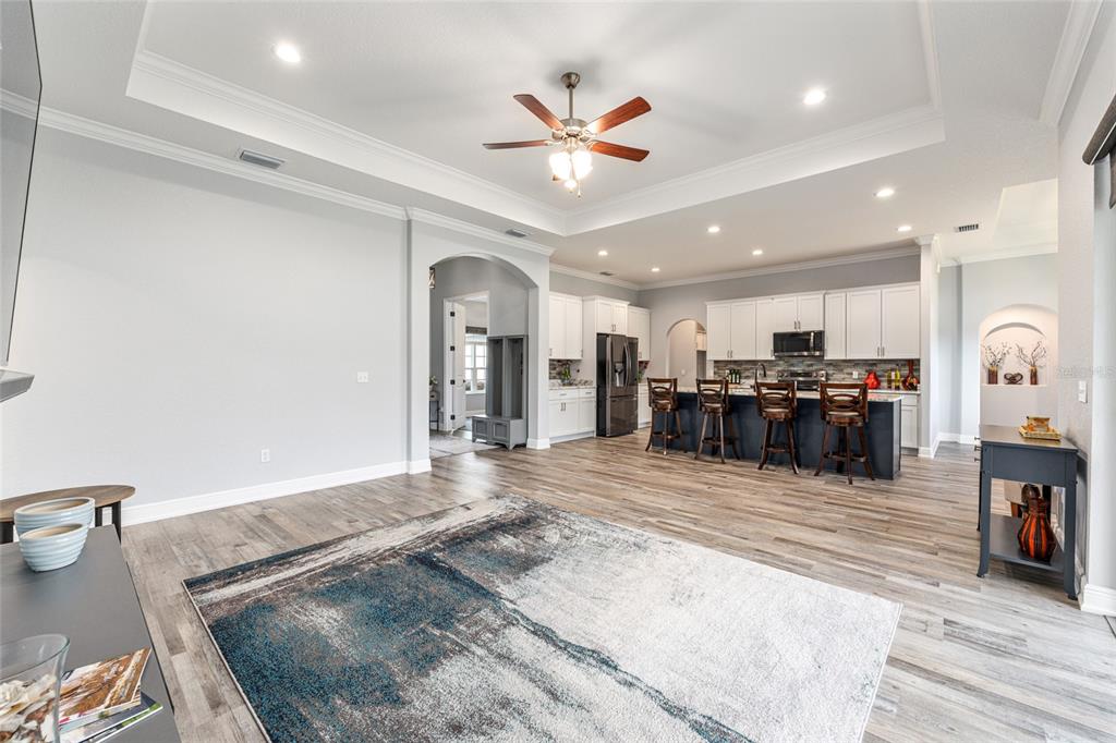 5297 Southeast 39th Loop Ocala, FL 34480 - Photo 7 of 46