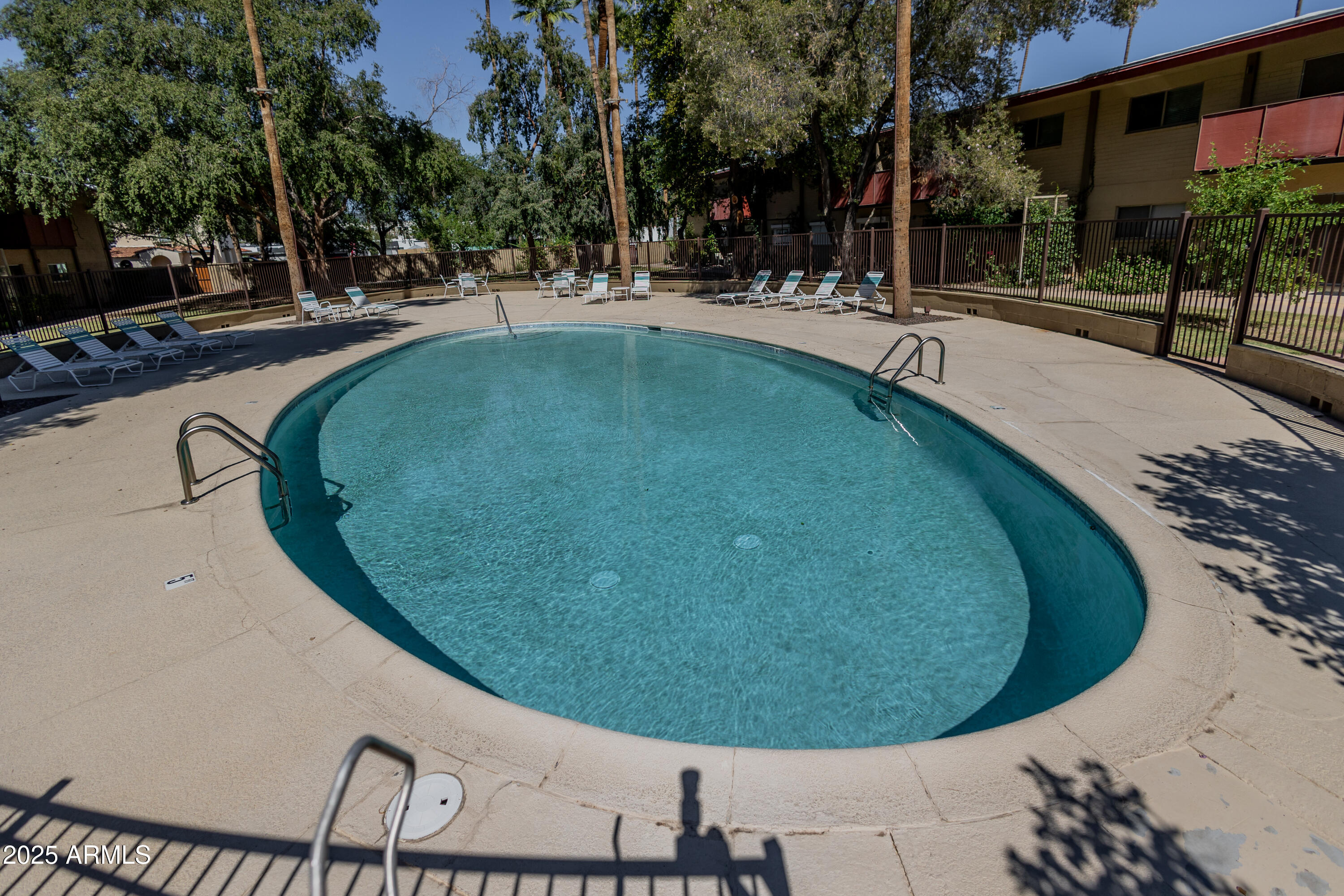 353 East Thomas Road, Unit C307 Phoenix, AZ 85012 - Photo 44 of 51 Pool 1