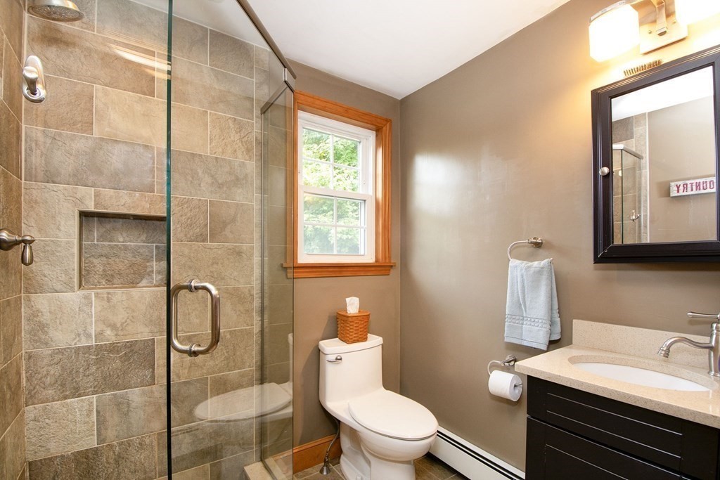 30 Robbie Road Braintree, MA 02184 - Photo 12 of 32 Gallery Image 12