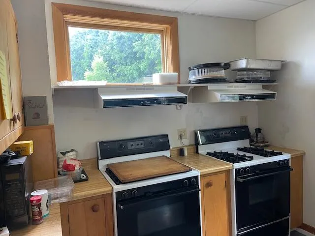 $650,000 | 2 Chestnut Street, Hallowell, ME 04347