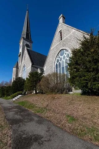 $650,000 | 2 Chestnut Street, Hallowell, ME 04347