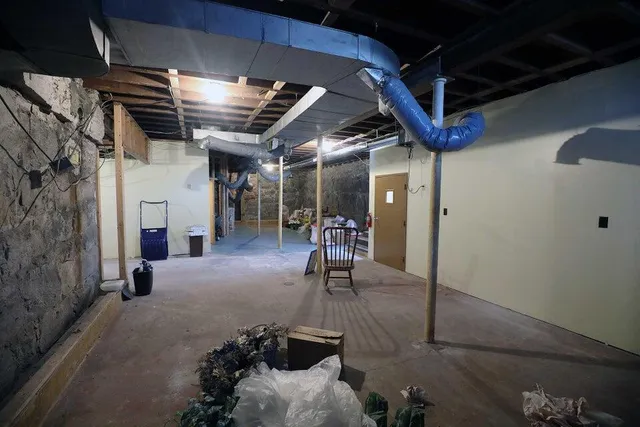 $650,000 | 2 Chestnut Street, Hallowell, ME 04347