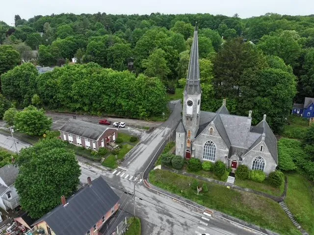 $650,000 | 2 Chestnut Street, Hallowell, ME 04347