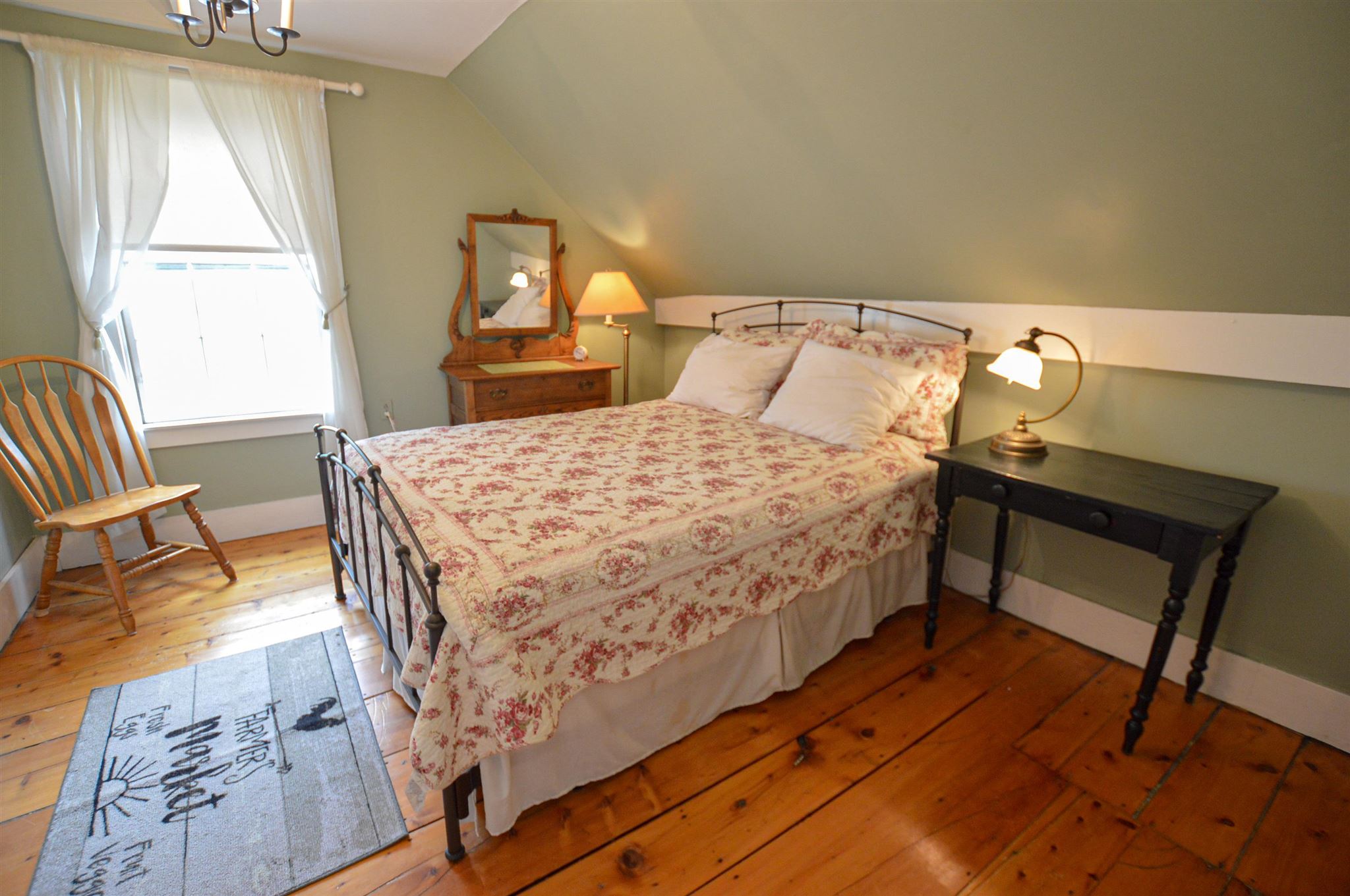 558 Main Street Chester, VT 05143 - Photo 23 of 39 Gallery Image 23