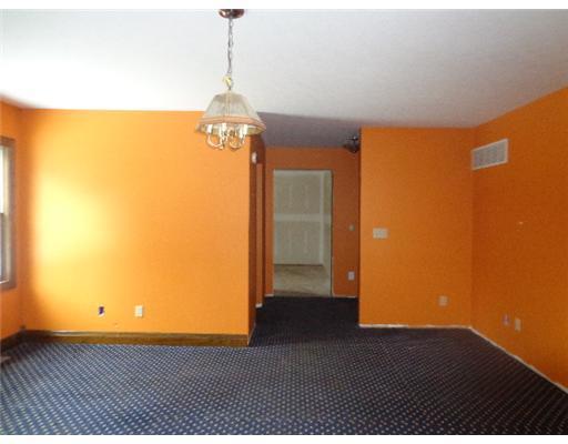 3591 Upper Valley Springfield, OH 45502 - Photo 3 of 9