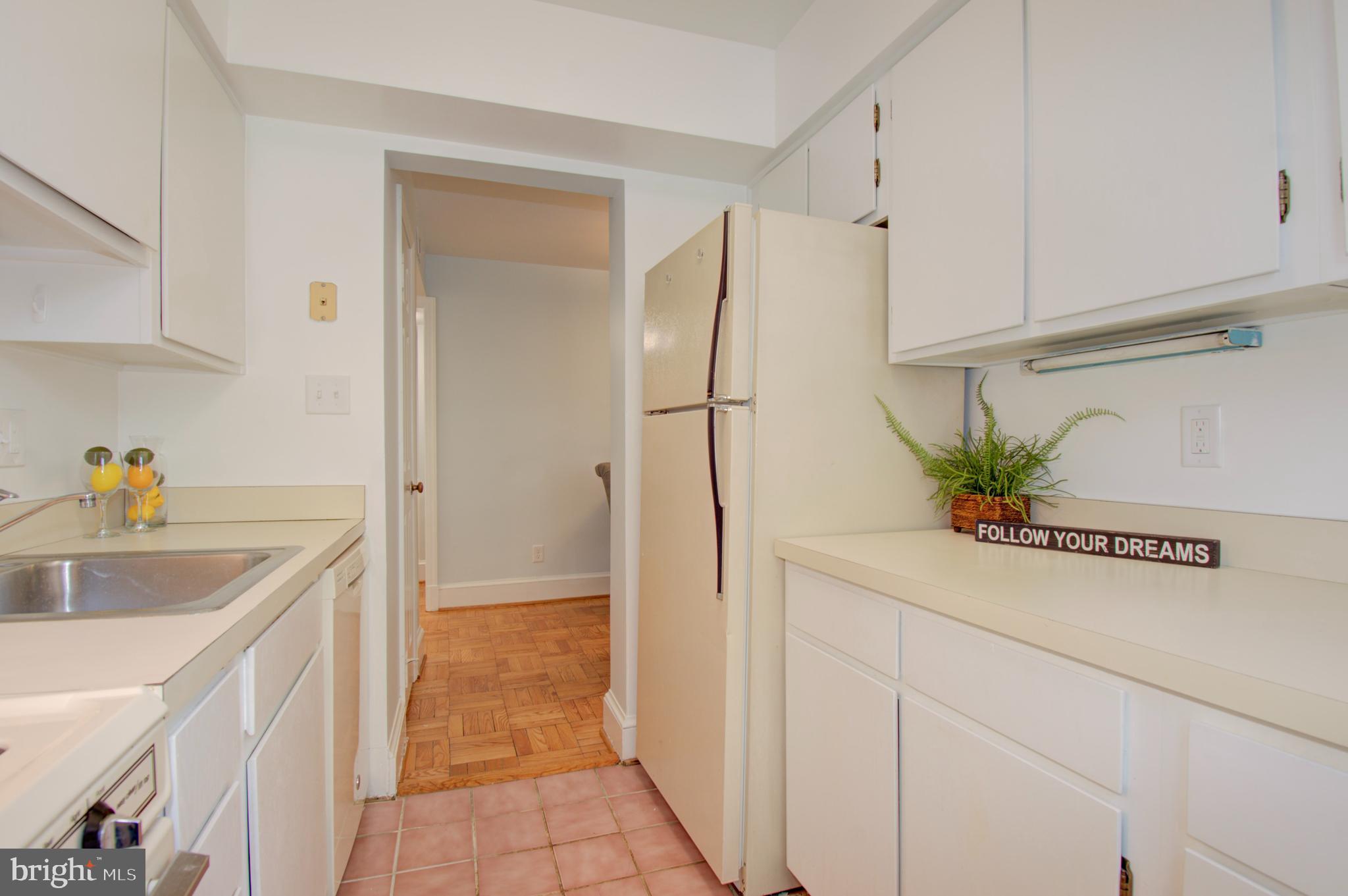 2719 Ordway Street Northwest, Unit 4 Washington, DC 20008 - Photo 11 of 21