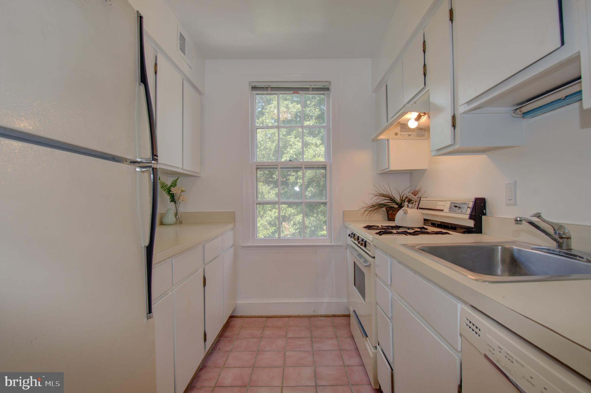 2719 Ordway Street Northwest, Unit 4 Washington, DC 20008 - Photo 14 of 21