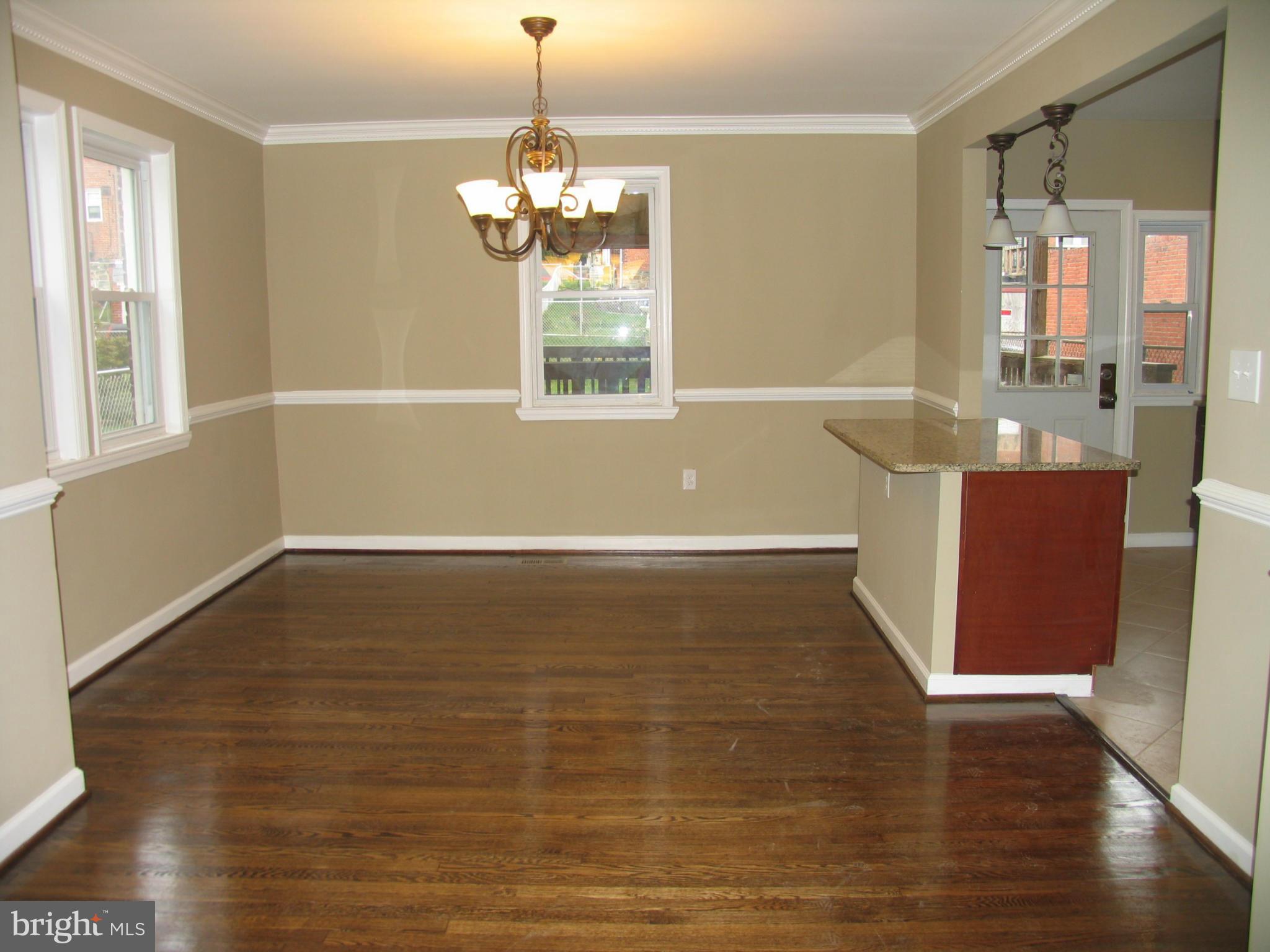 1535 Northwick Road Baltimore, MD 21218 - Photo 3 of 25 Dining Room