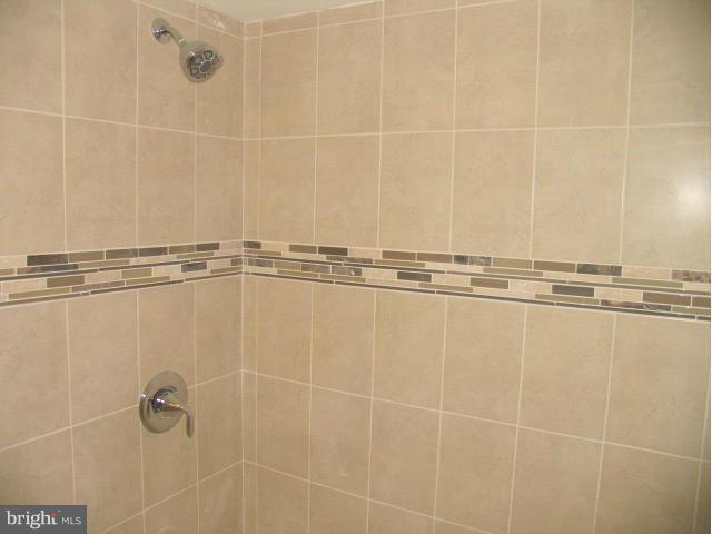 1535 Northwick Road Baltimore, MD 21218 - Photo 22 of 25 Bath