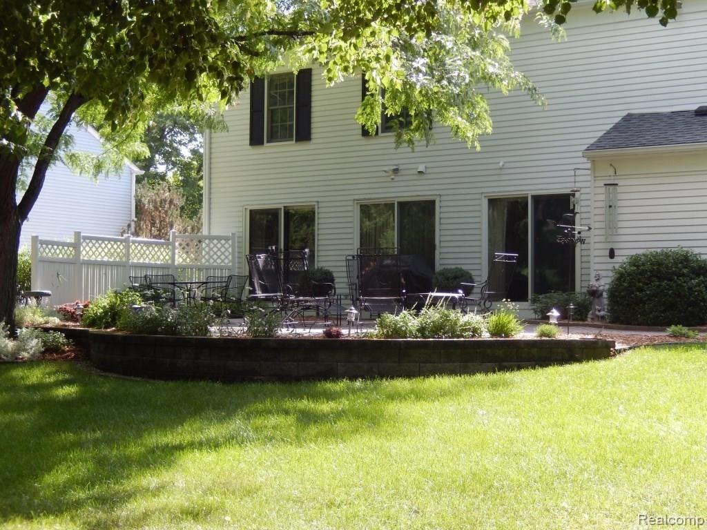 1126 East Fairview Lane Rochester, MI 48306 - Photo 4 of 13 Fairview 038_2.jpg