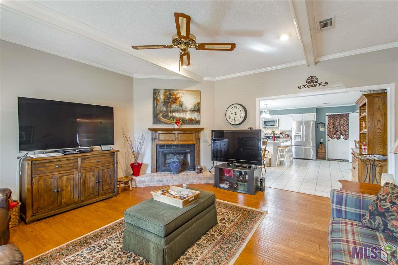 1851 Hobbiton Road Baton Rouge, LA 70810 - Photo 3 of 13