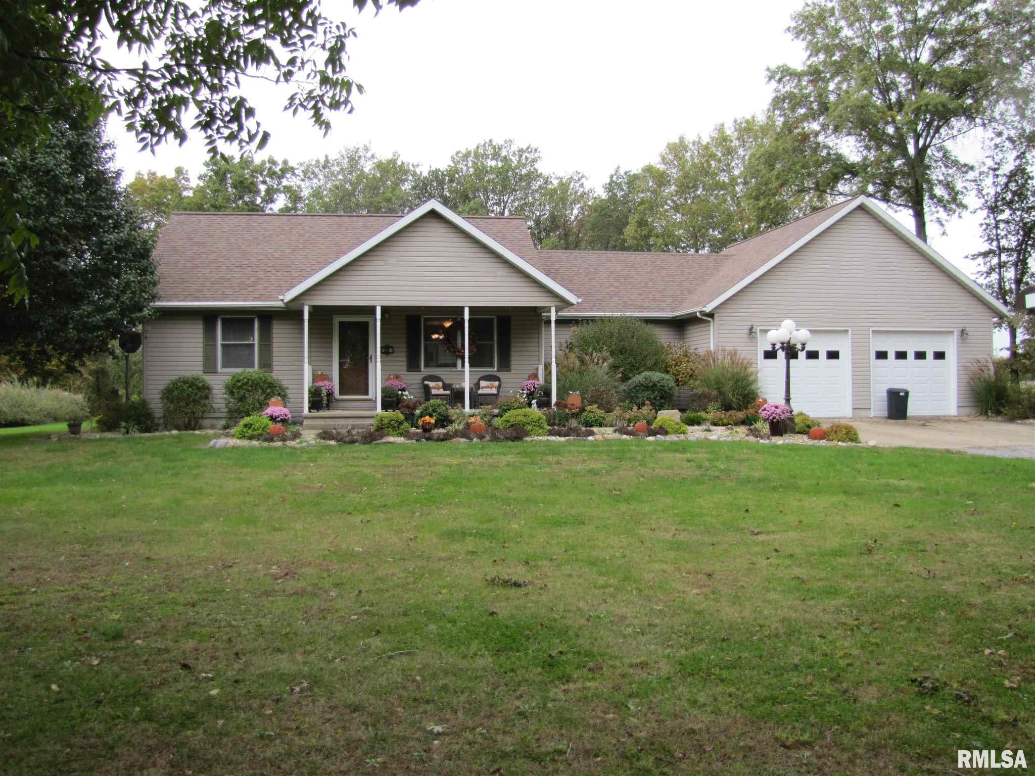 3301 South Hotze Road Salem, IL 62881 - Photo 1 of 47
