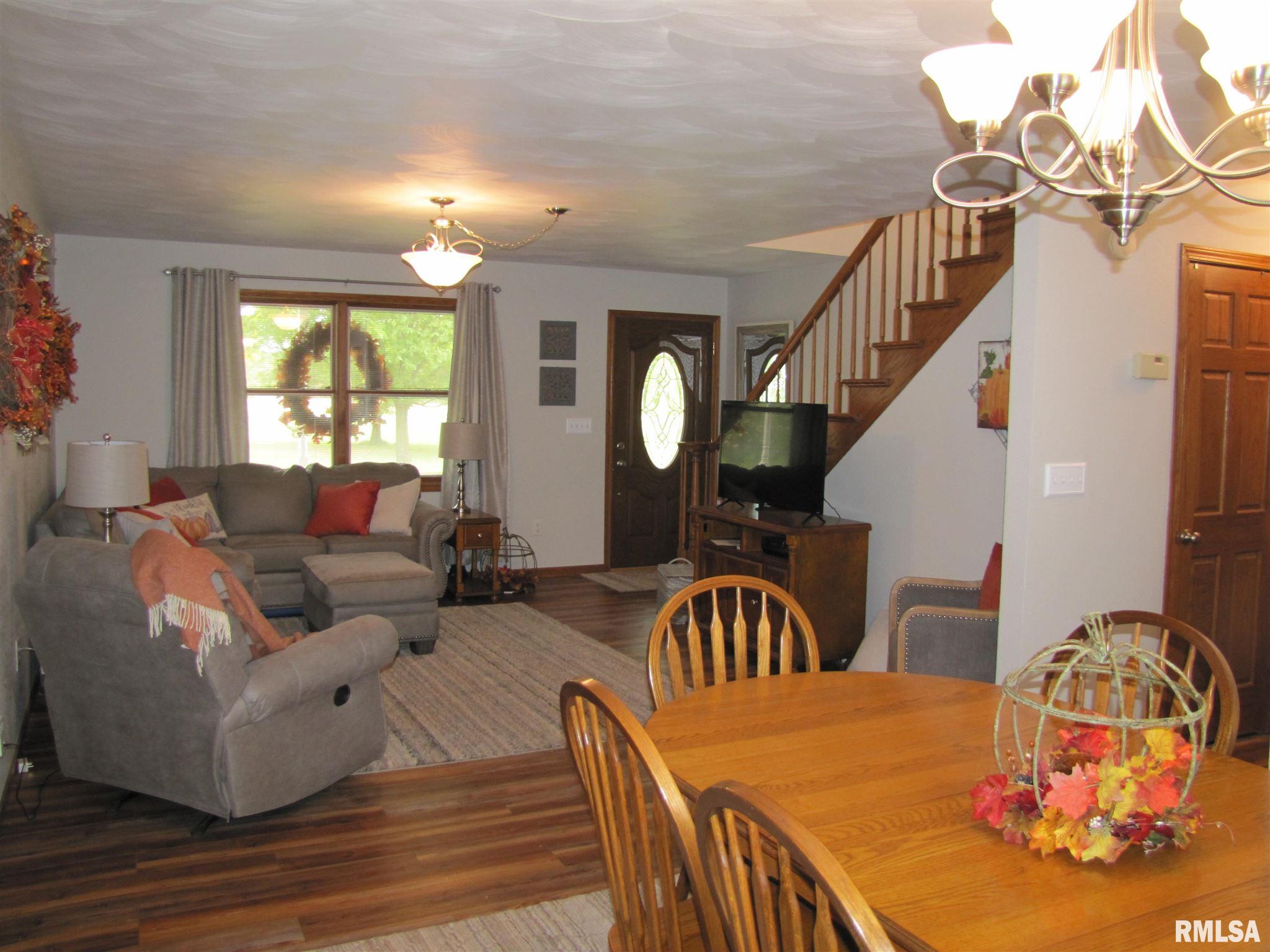 3301 South Hotze Road Salem, IL 62881 - Photo 4 of 47