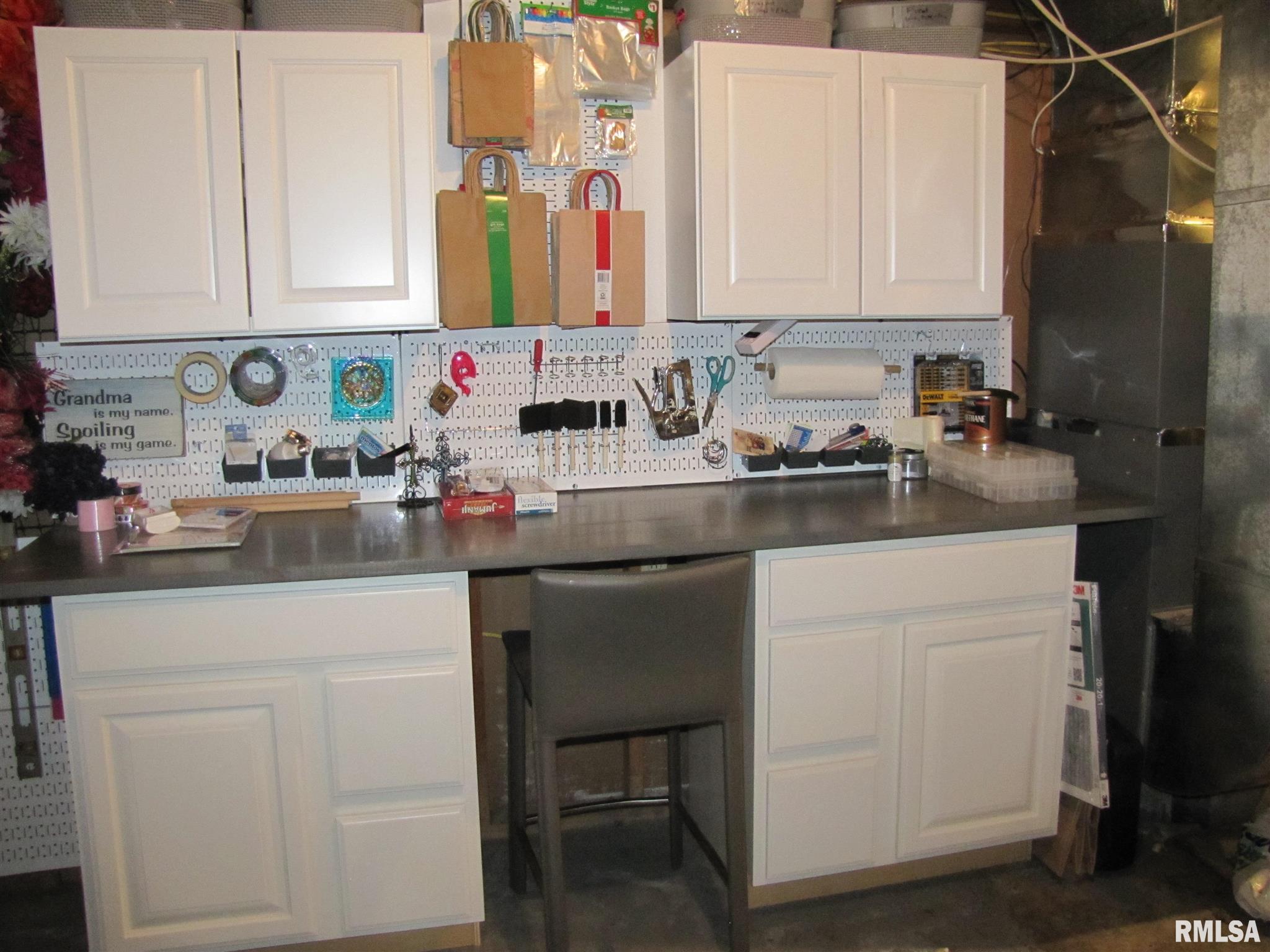 3301 South Hotze Road Salem, IL 62881 - Photo 31 of 47