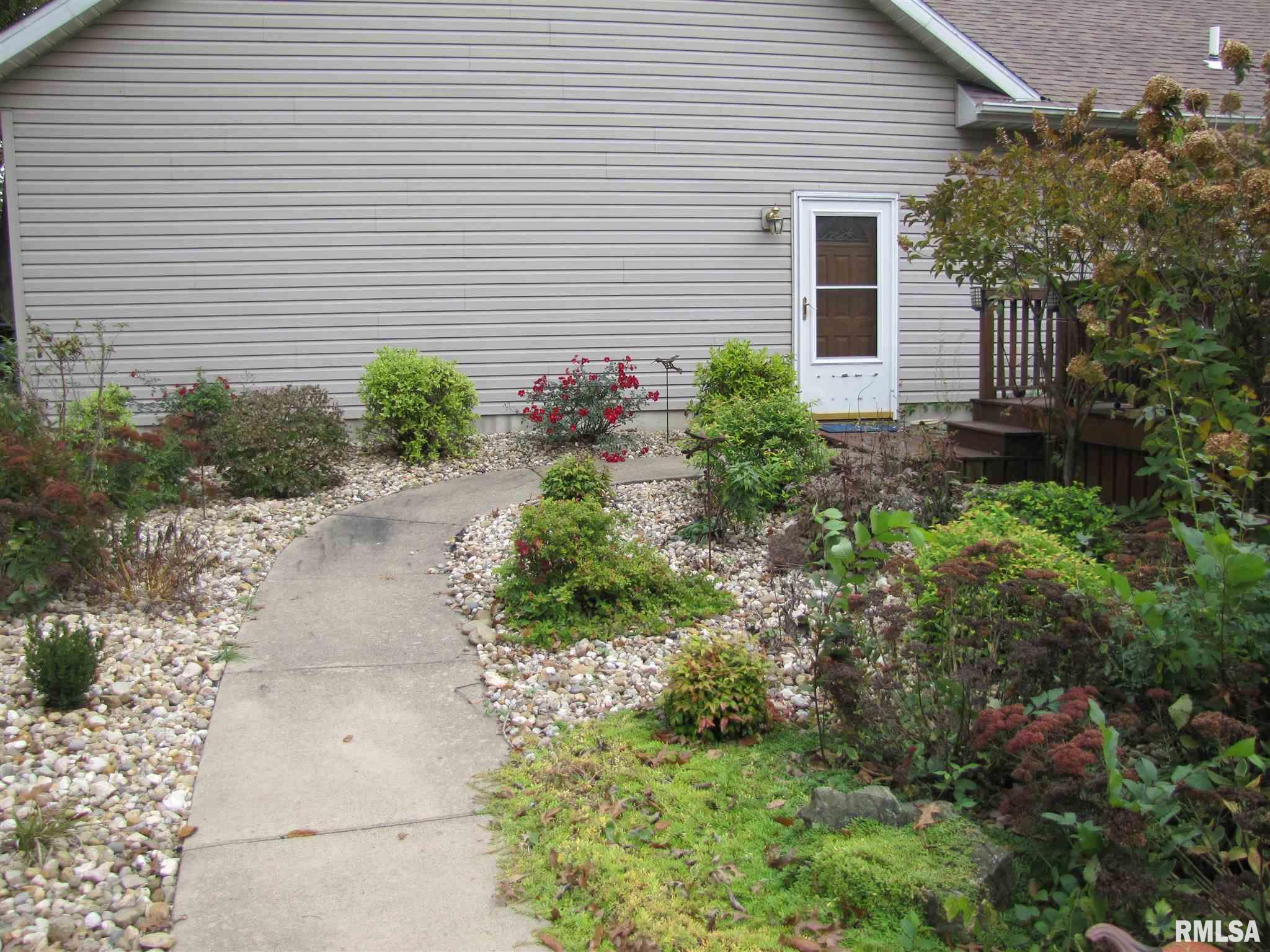 3301 South Hotze Road Salem, IL 62881 - Photo 36 of 47