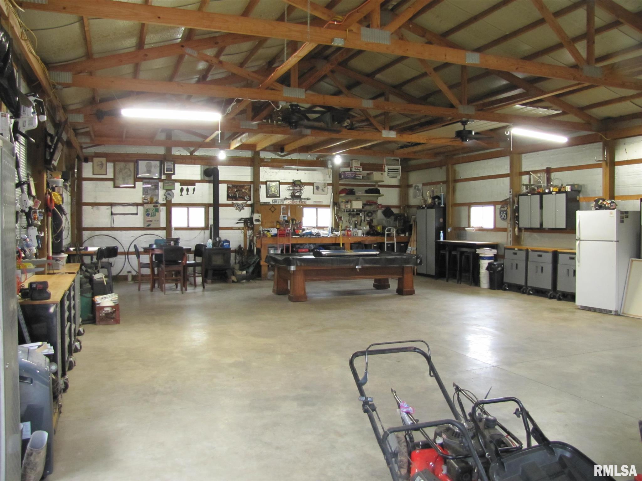 3301 South Hotze Road Salem, IL 62881 - Photo 39 of 47