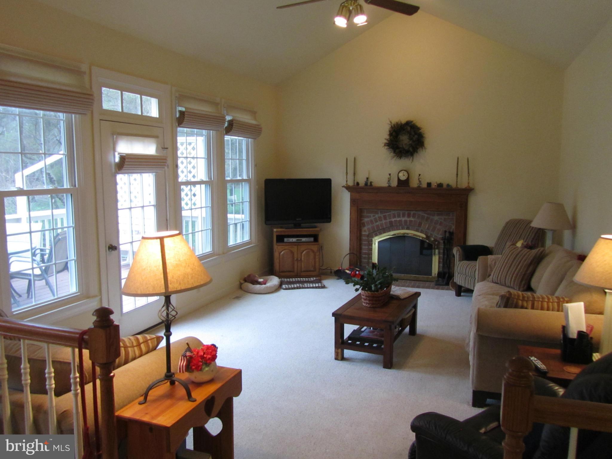 2902 Spartan Road Olney, MD 20832 - Photo 8 of 30 Family Room