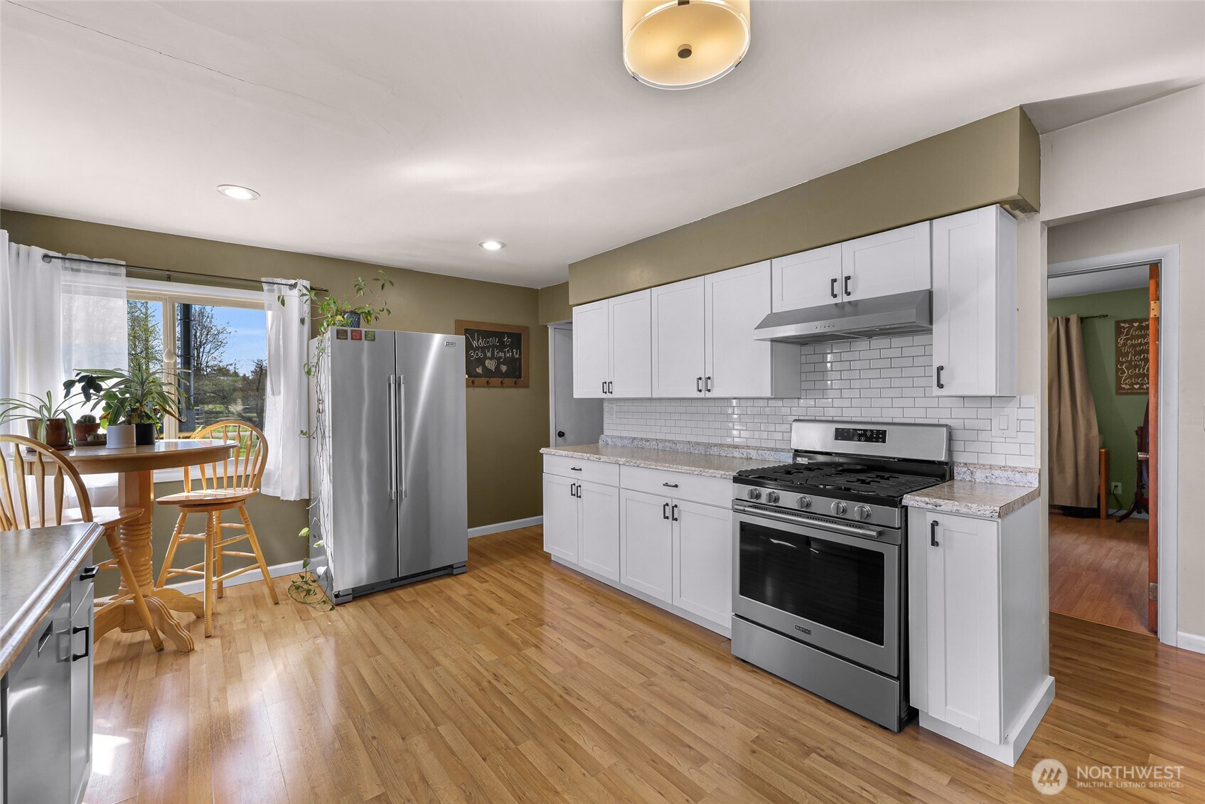 306 West King Tut Road Bellingham, WA 98226 - Photo 17 of 40