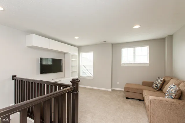 $3,300 | 2473 Commons Court, Avon, IN 46123