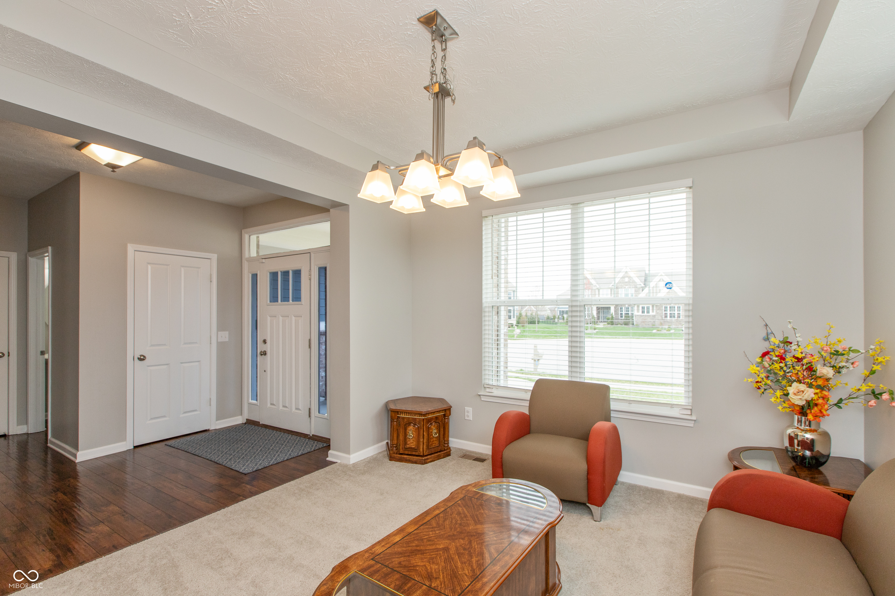 2473 Commons Court Avon, IN 46123 - Photo 3 of 31