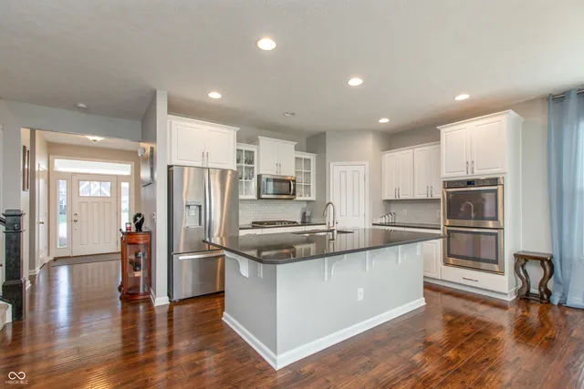 $3,300 | 2473 Commons Court, Avon, IN 46123