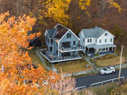 $565,000 | 5 Willow Dock Road, Highland, NY 12528