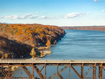 $565,000 | 5 Willow Dock Road, Highland, NY 12528