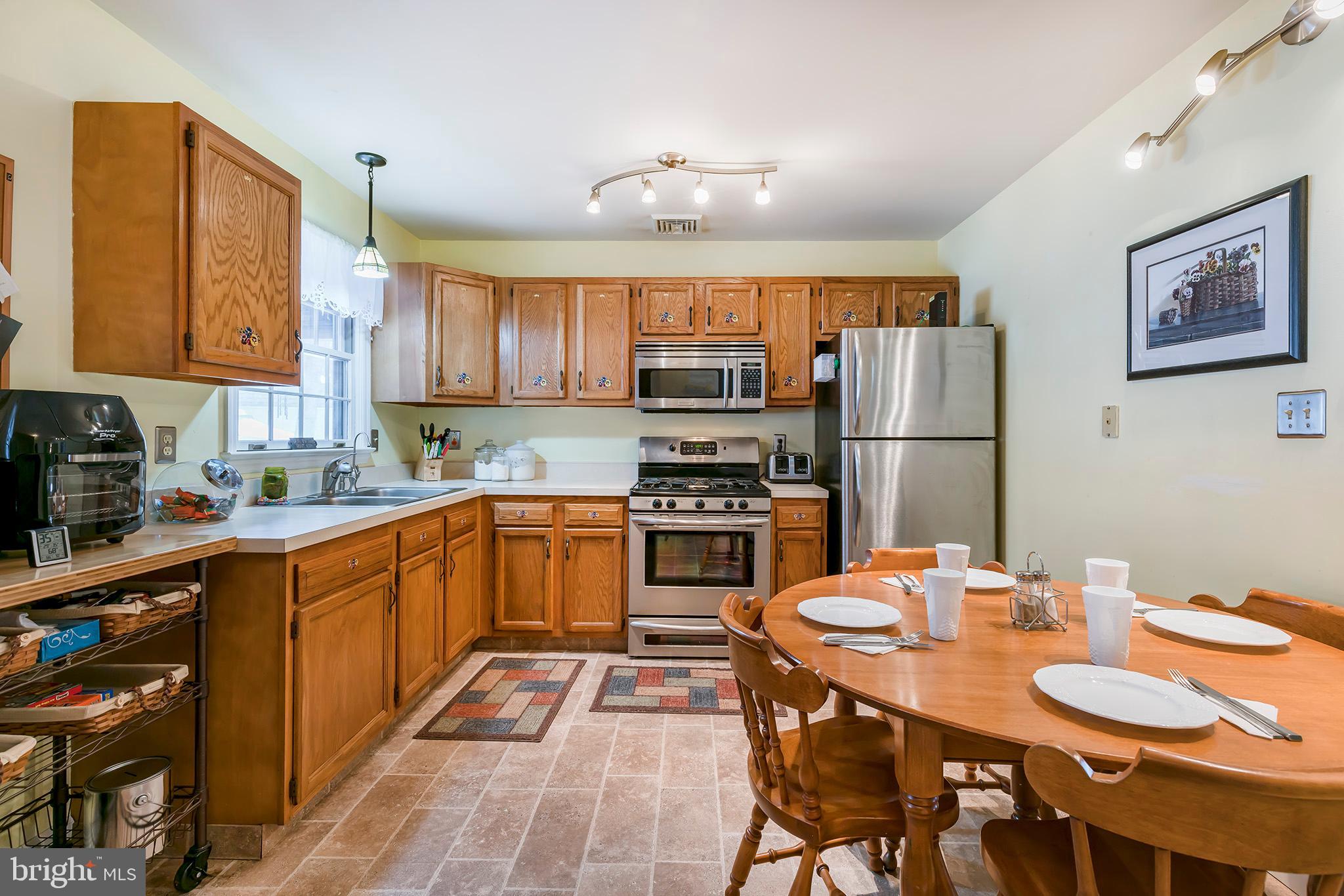 158 Groff Road Quarryville, PA 17566 - Photo 10 of 43 Gallery Image 10